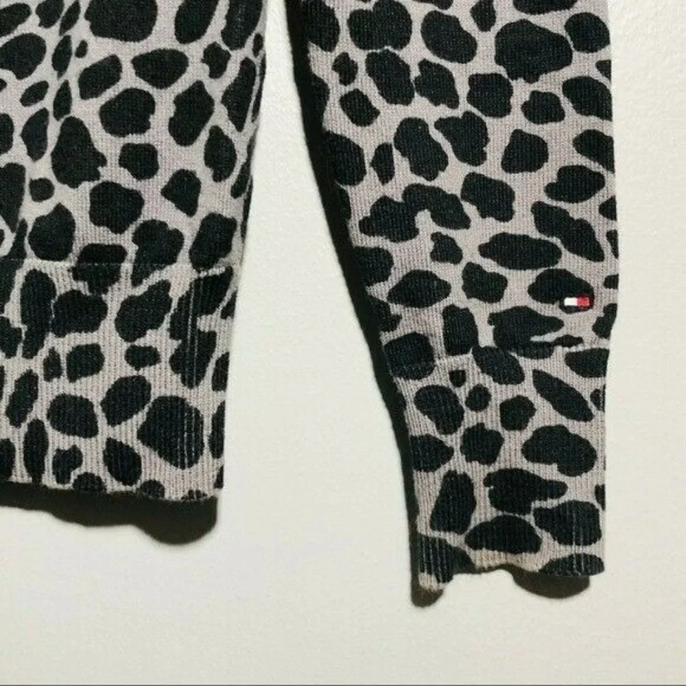 Tommy Hilfiger Cardigan Sweater Women Size XS Camo Leopard Cheetah Black Gray - Picture 4 of 10